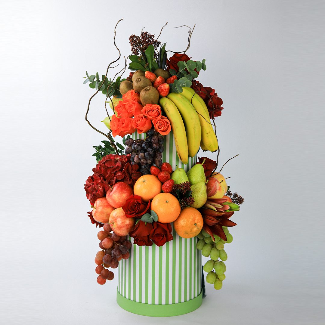 Fruit arrangement outlet delivery