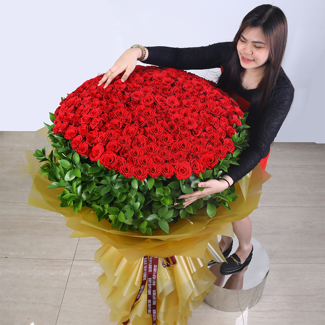 250 Stem Red Rose Arrangement 